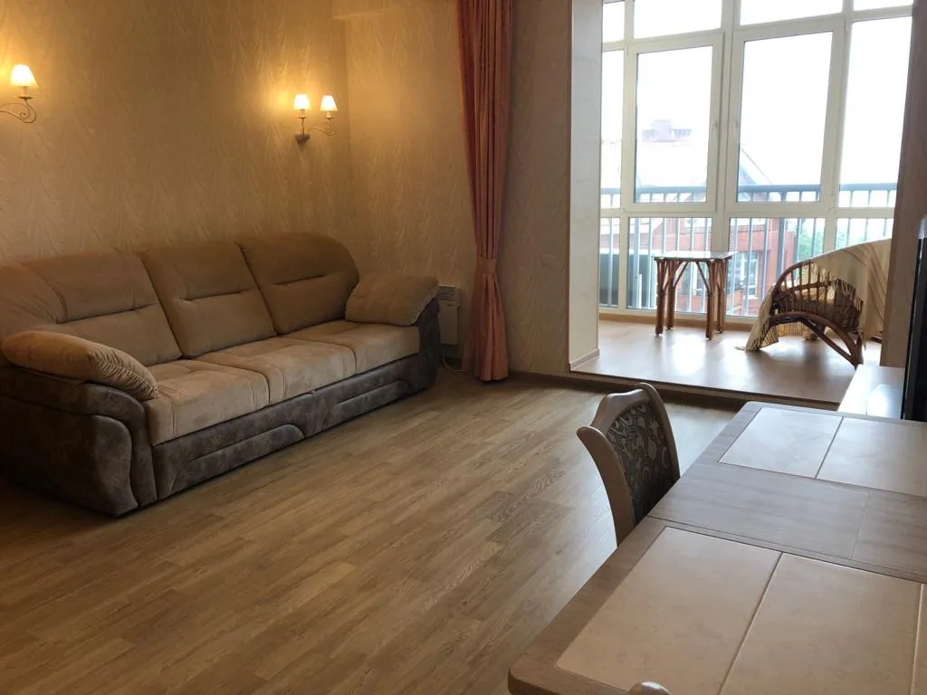 3-комнатные апартаменты в центре