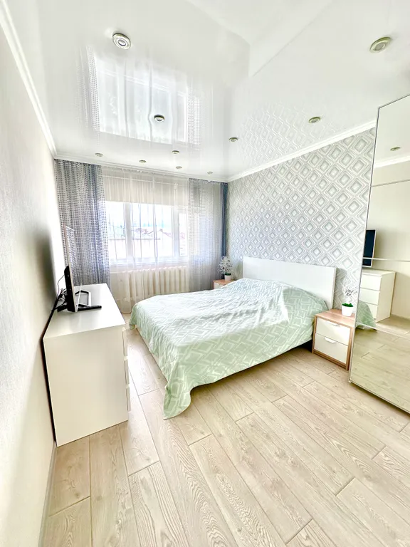 Светлая квартира в центре города — аренда посуточно в Салехард