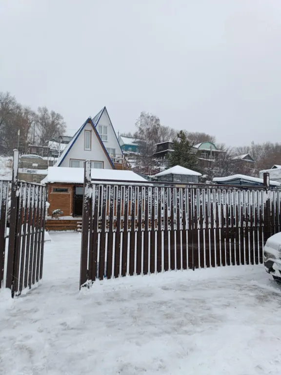 Дом с удобствами на берегу реки Волги со своим причалом