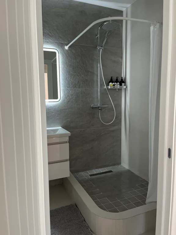 Новая квартира на берегу озера