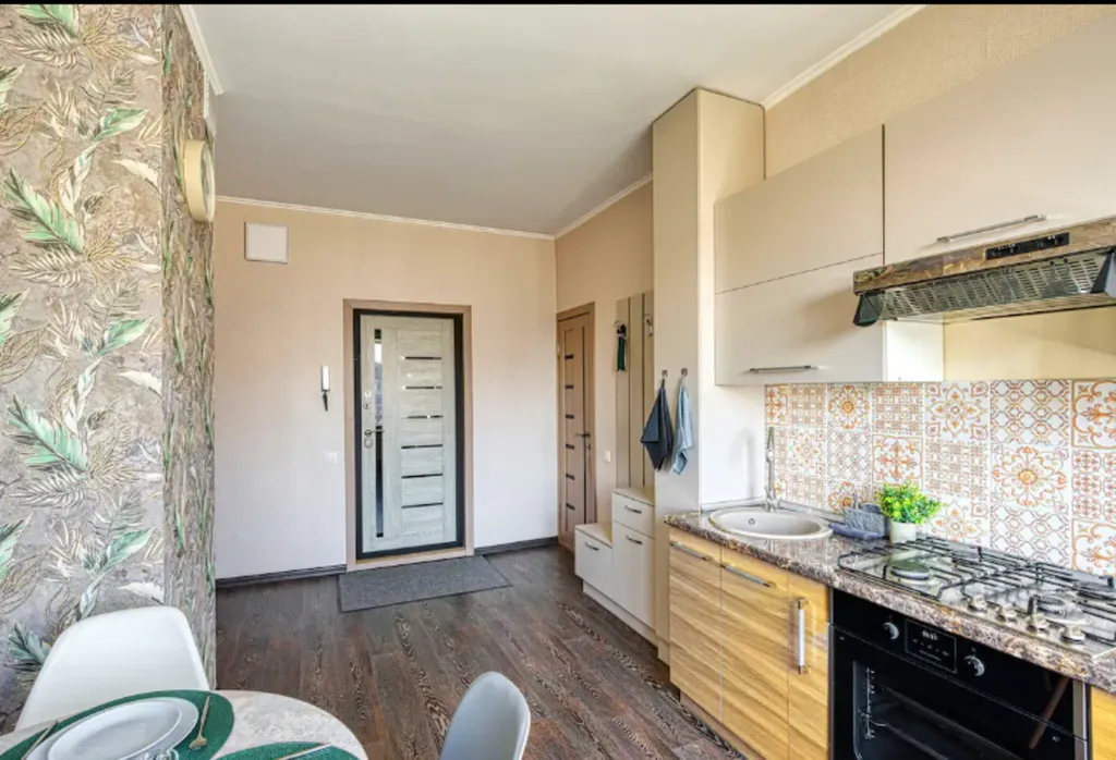 Квартира с изумрудными акцентами