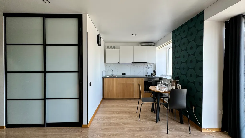 Дизайнерская студия с панорамным видом