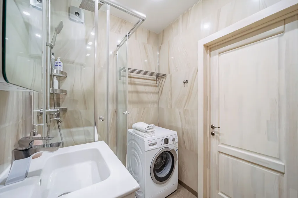 Удобная локация в самом центре у метро с видом на город и арену