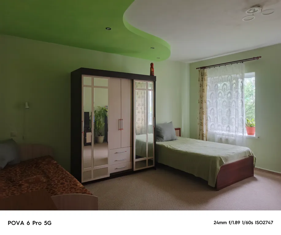 Уютный дом в спальном районе