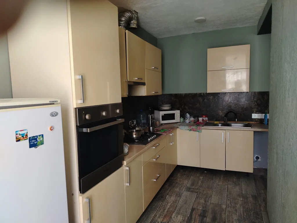 Домик на реке Волга