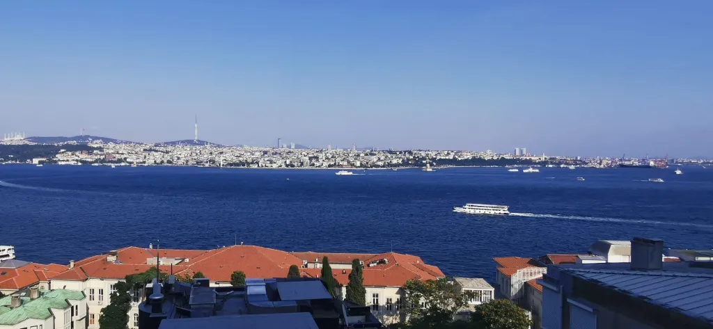 Panoramik Boğaz Manzaralı Taksim Studyo Daire