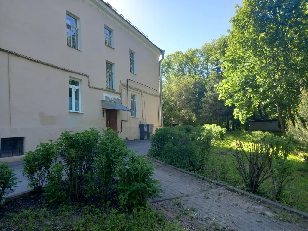 Квартира Евродвушка - столовая совмещенная с кухней (16 м) и комната (30 м) — Пушкин