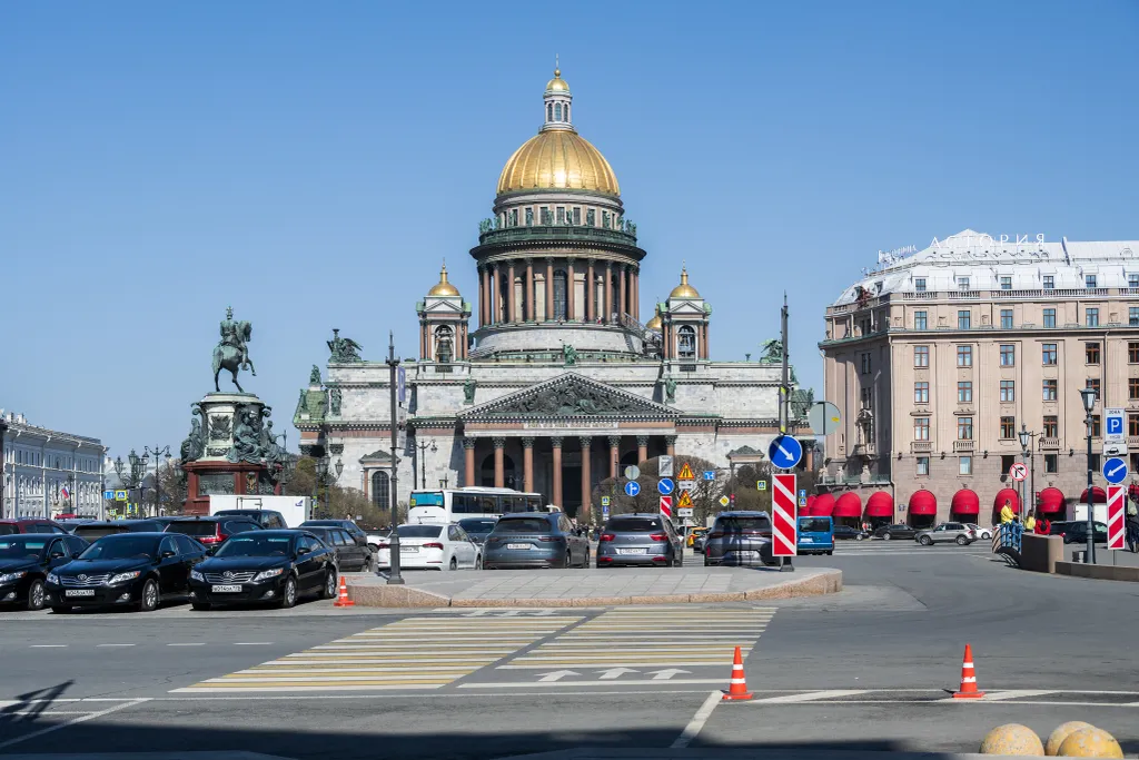 Квартира Квартира Премиум на Исаакиевской площади с 3 спальнями и 3 санузлами — Санкт-Петербург