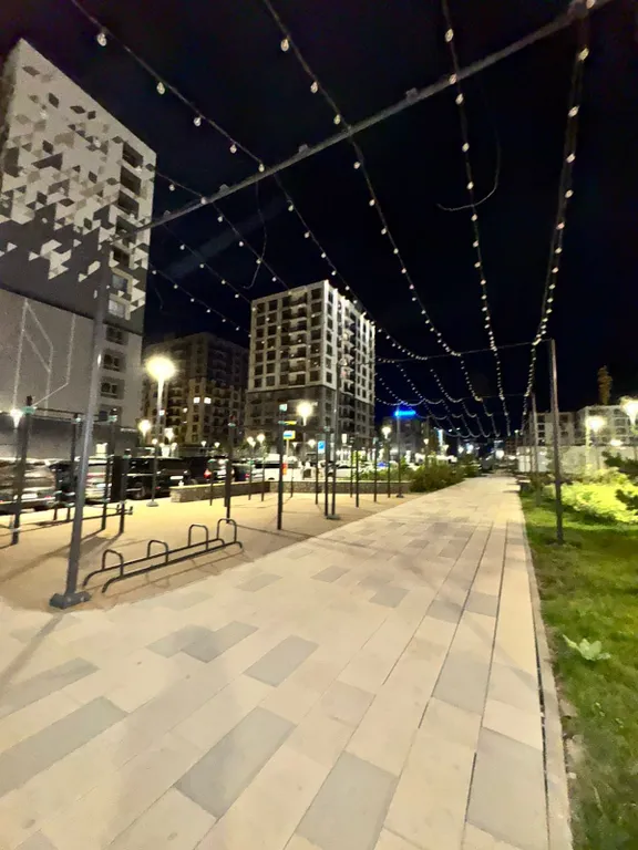 Квартира Новая и Уютная квартира возле Алматы Арены — Алматы