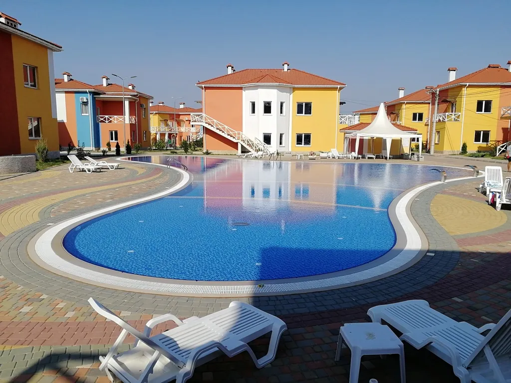 Квартира Квартира Уютная студия с бассейном у моря — Севастополь