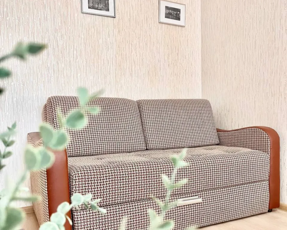 Евродвушка Апарт Гулливер с лоджией в центре