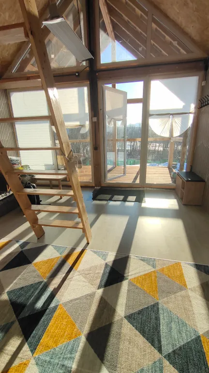 Дом на берегу Катуни