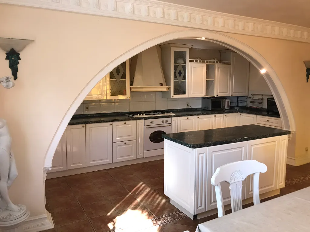 Дом в Сочи с видом на море