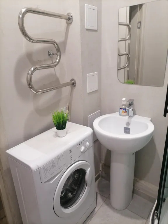 Шикарная студия в 2-х минутах от остановки.