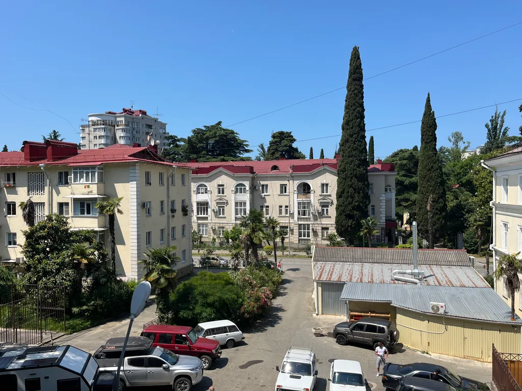 Уютная квартира в центре Хосты, 10 мин до пляжа неспешным шагом