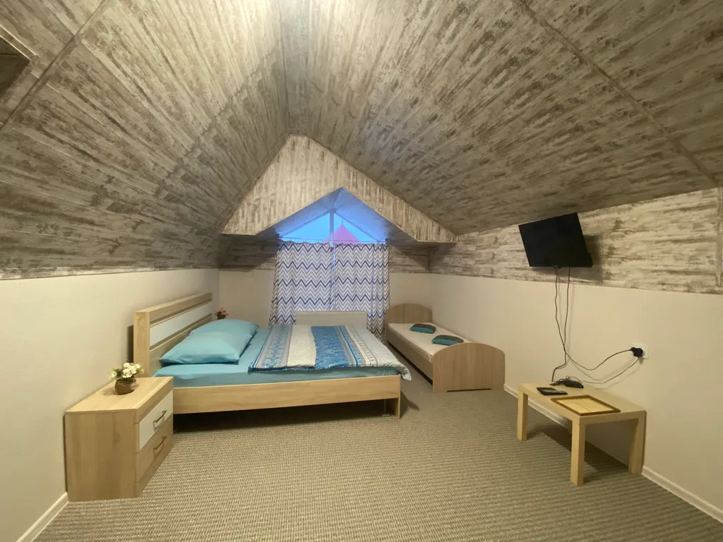 Квартира Двухуровневые апартаменты — аренда посуточно в Тобольск