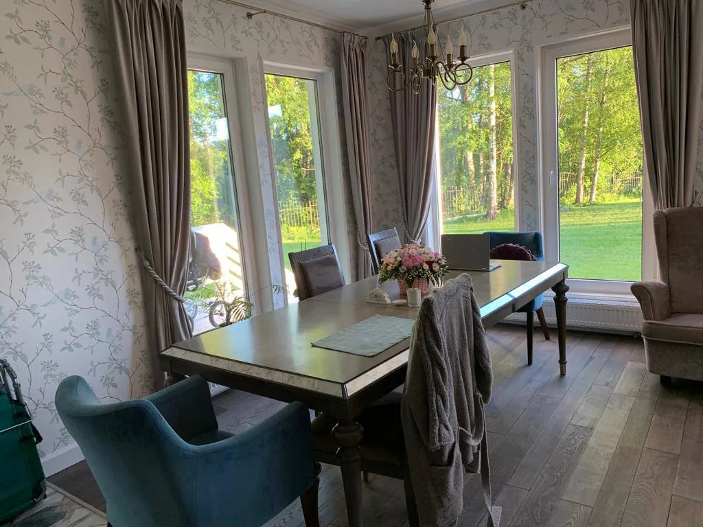 Коттедж MyHomeYourHome дизайнерский дом у леса — Первомайское