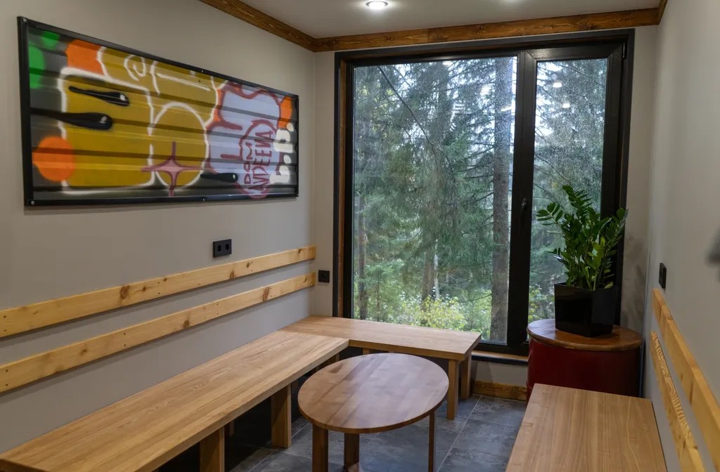 Дом из металлических морских контейнеров