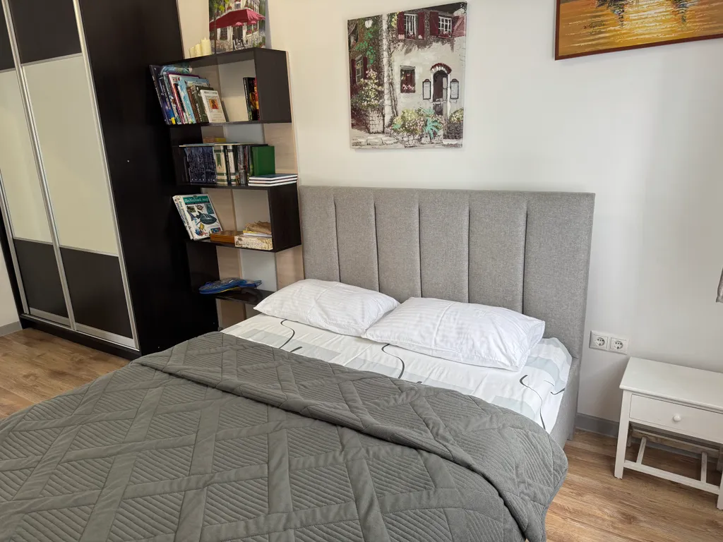 Просторная квартира с балконом