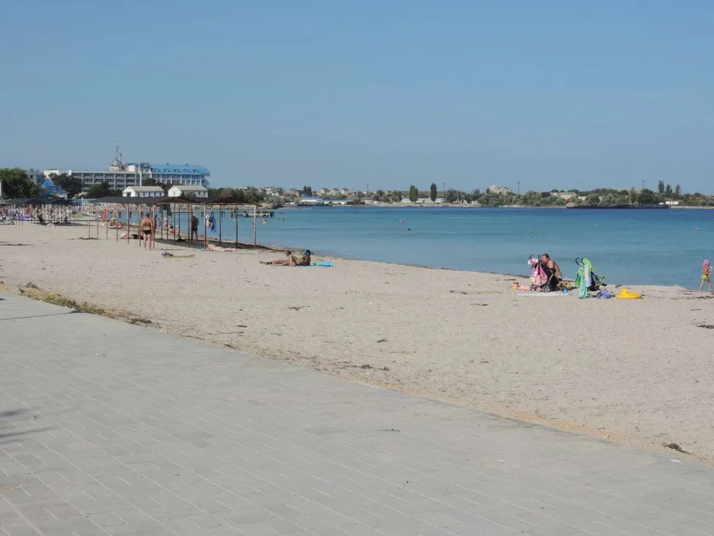 Уютные апартаменты на 1 этаже с выходом в бассейн рядом с морем