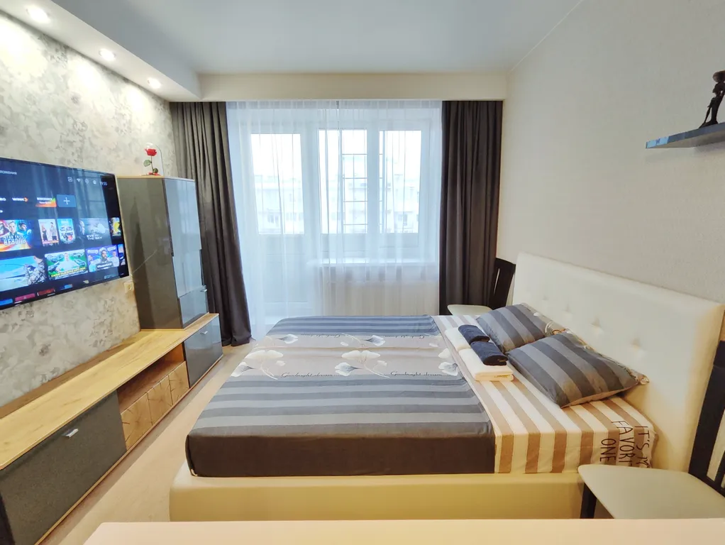 Шикарная просторная студия в центре города