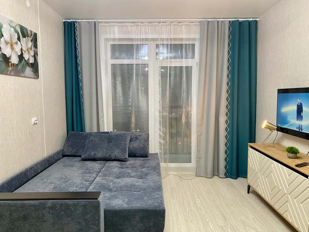 Евро-двухкомнатная с шикарным видом на реку Кама и город