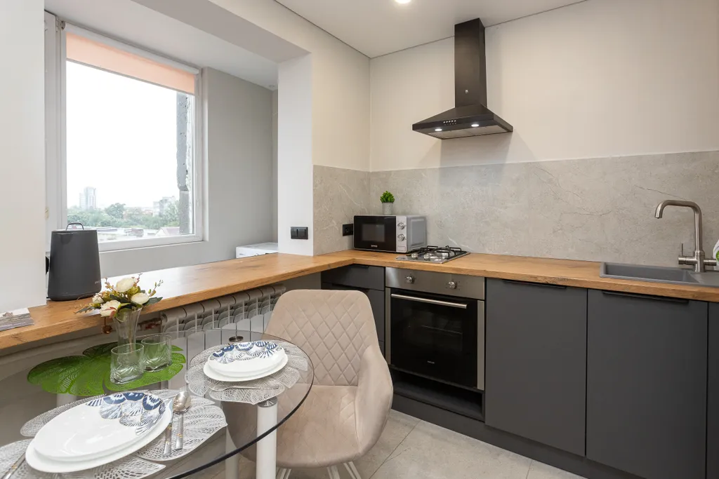 Уютная квартира с двумя балконами в центре рядом с Островом Канта