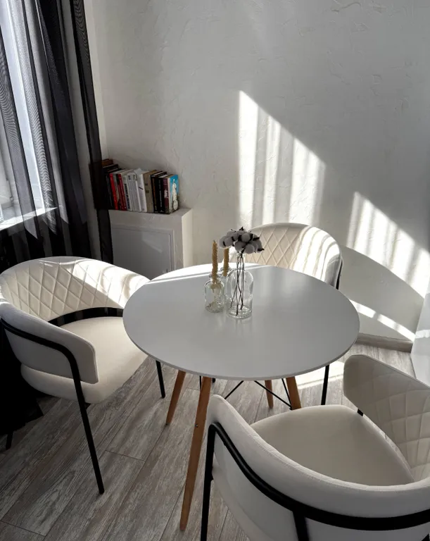 3-комнатный благоустроенный дом на берегу залива, 20 минут от города