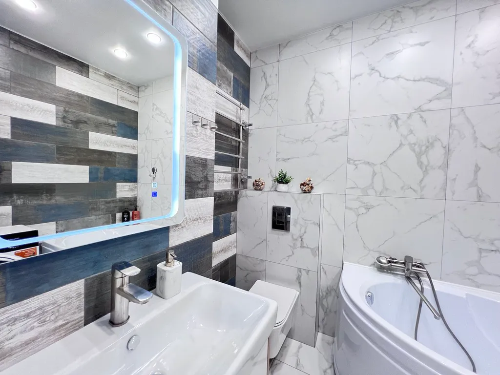 Стильная современная двушка центр