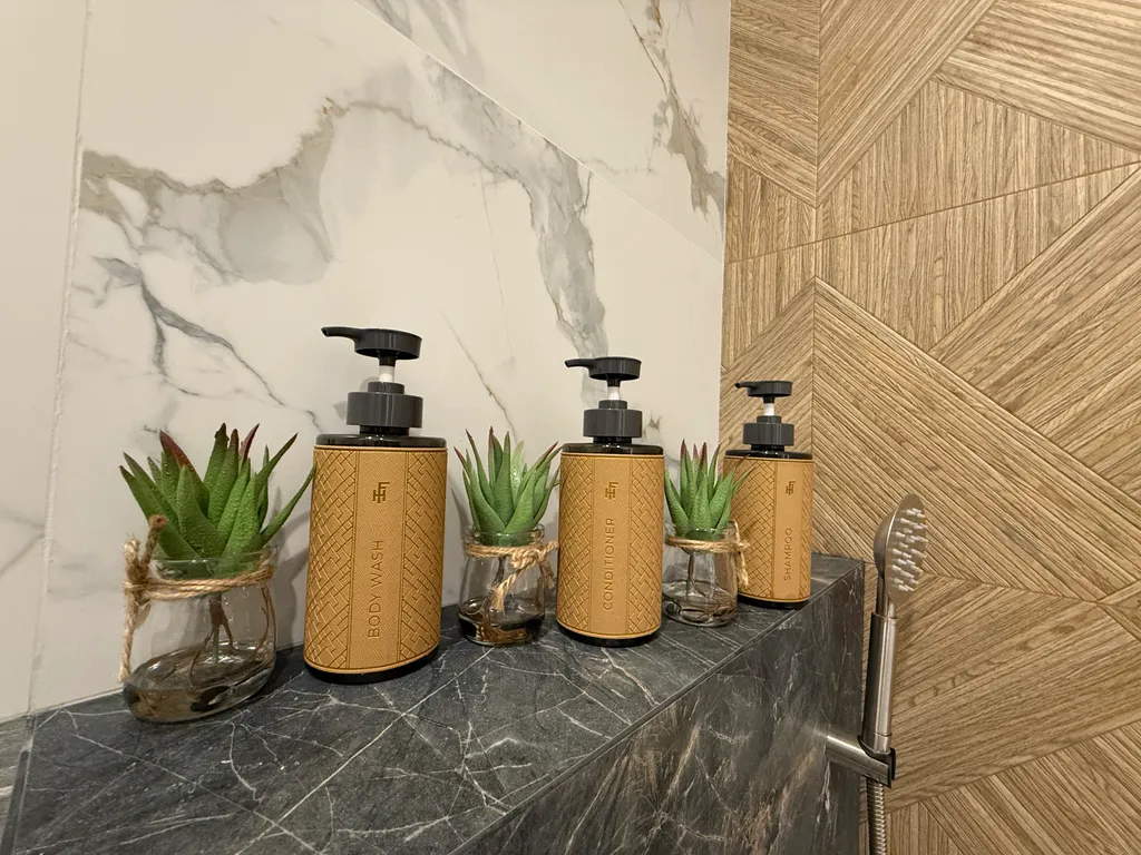 Дизайнерская квартира на берегу реки в ЖК Белые росы в Красноярске