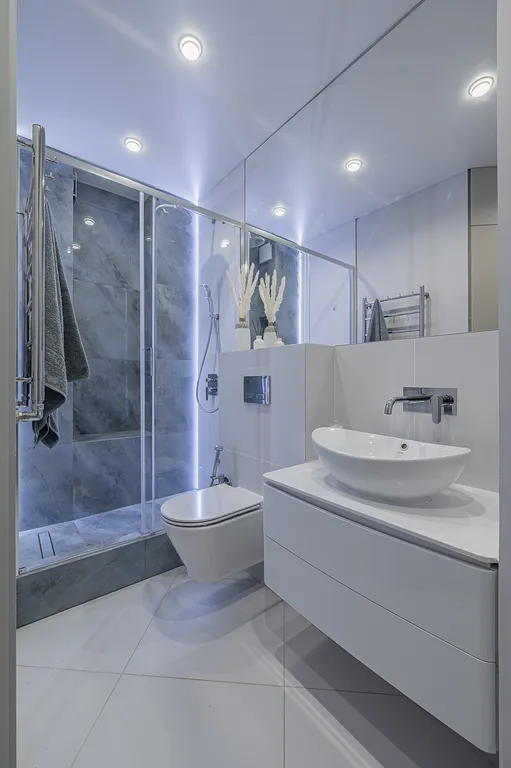 Ваш идеальный отдых в центре: простор, джакузи и всё для комфорта