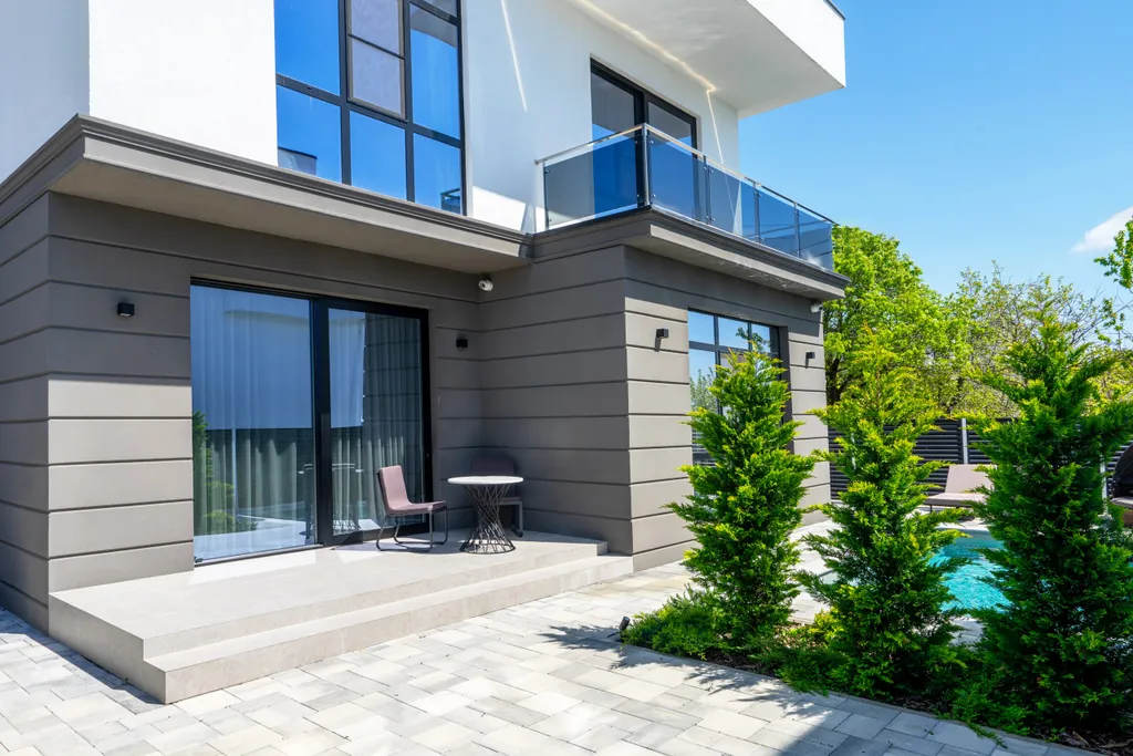 Дом с кедровой сауной и подогреваемым бассейном