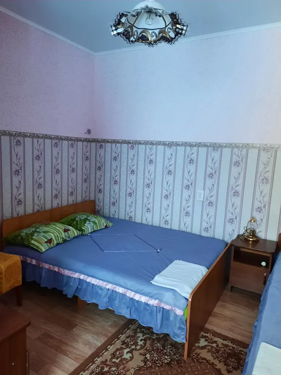 Квартира Квартира Трёхместный номер эконом класса с кондиционером с июня по сентябрь — Анапа