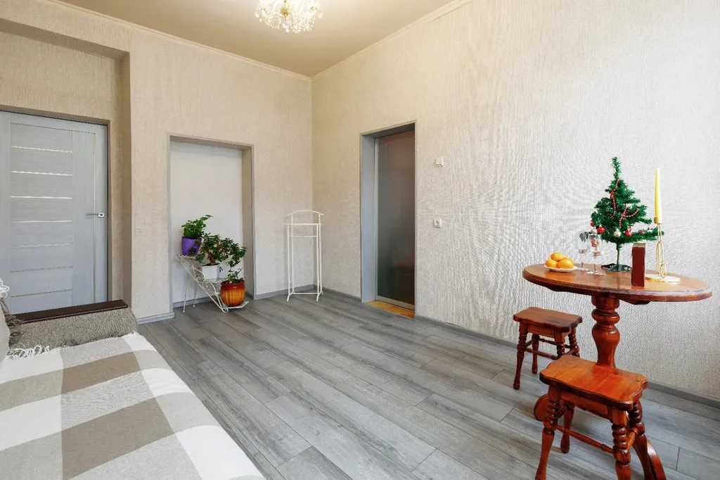 Уютнaя квapтирa в центpe гopoда, стаpый фонд