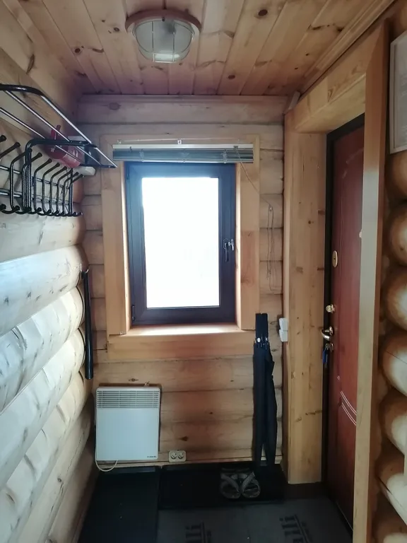 Уютный коттедж с видом на озеро