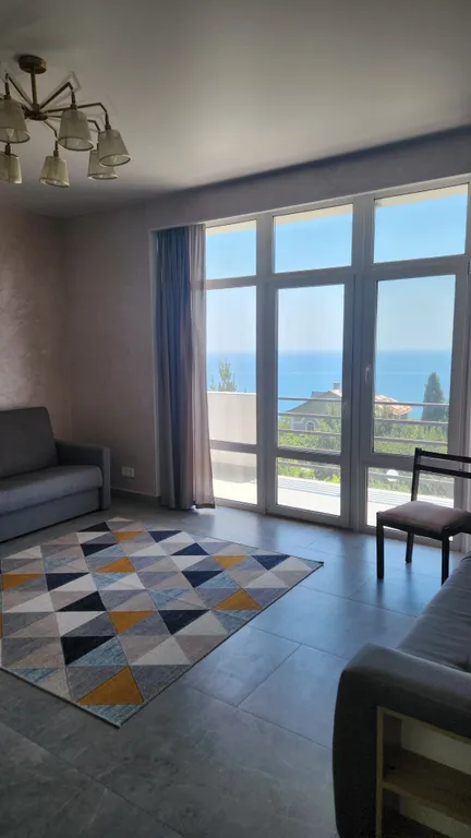 Панорама 2-х комнатная квартира — аренда посуточно в Кореиз