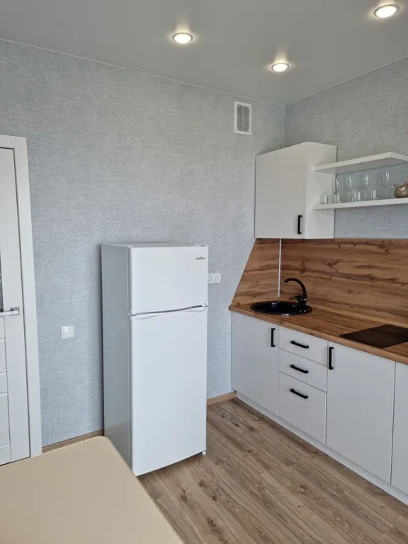 Стильная однокомнатная квартира для пары (Уютный Дом)