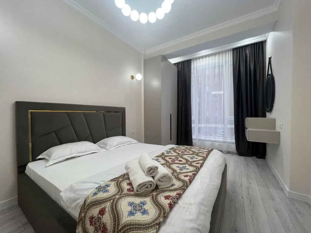 Квартира Двухкомнатные апартаменты в новом жилом комплексе — аренда посуточно в Алматы