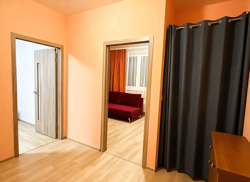 Теплая и светлая квартира