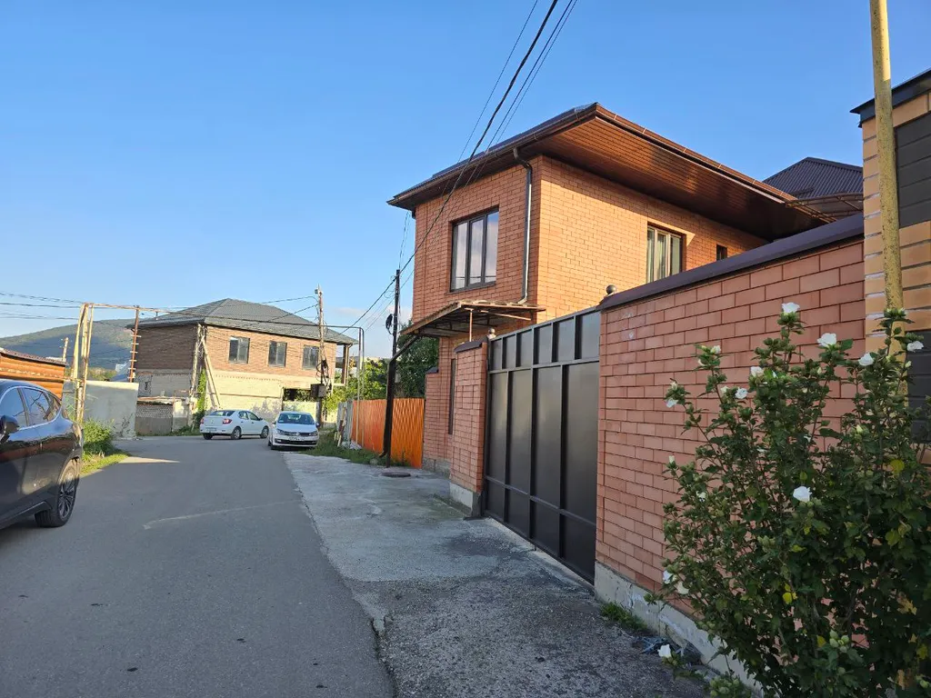 Дом с тремя спальнями и видом на гору Бештау