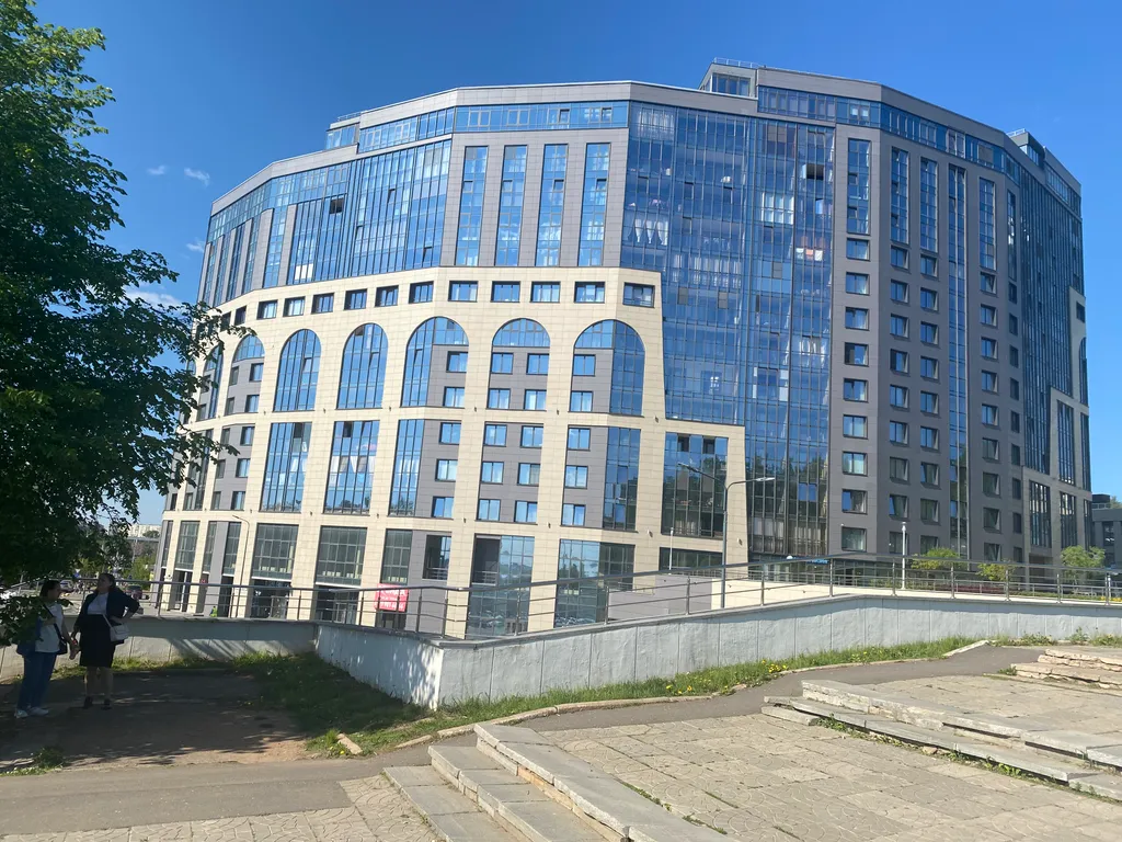 Квартира 4 Угла: Тот самый ЖК колизей на набережной, М.Горького, 150 — аренда посуточно в Ижевск