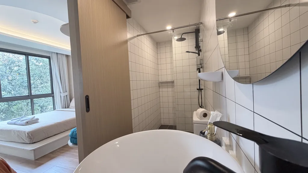 Идеальный отдых на пляже Камала в новой квартире с бассейном