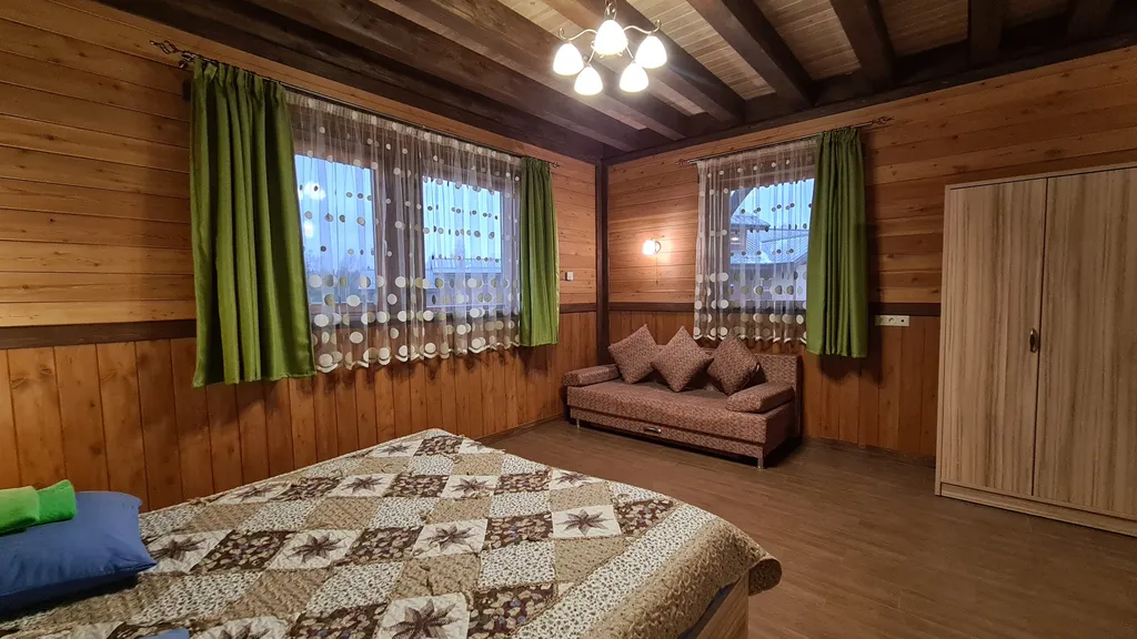 4-комнатный Дом