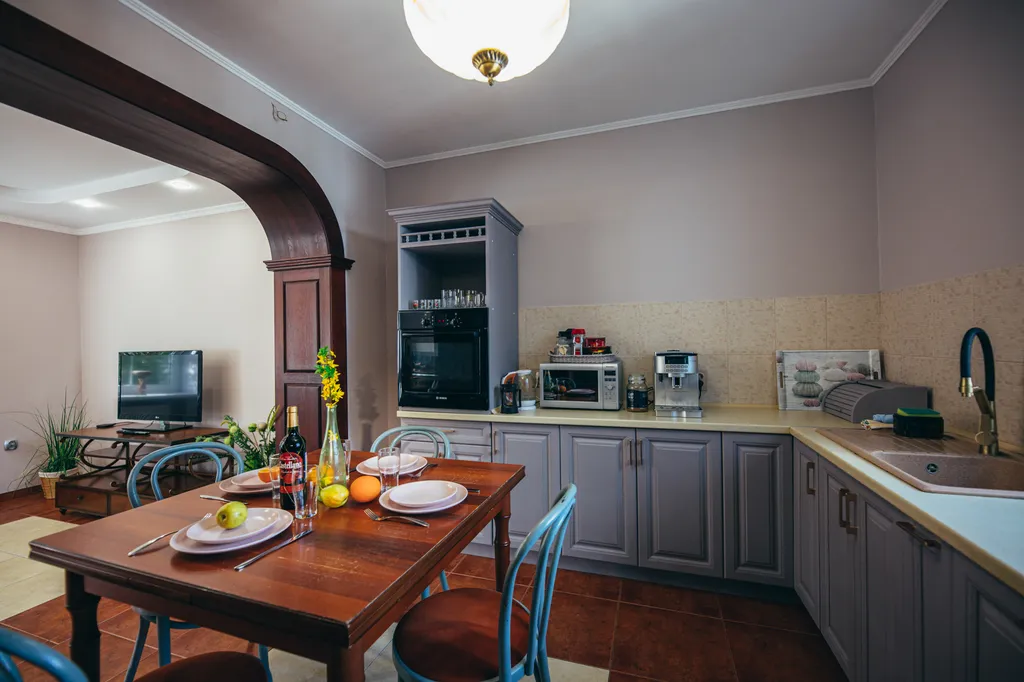 Комфортный дом в центре города, рядом с Верхним озером