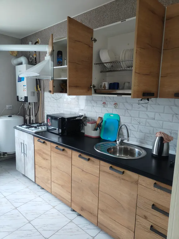 Дом коттедж в частном секторе, для семьи или небольшой компании