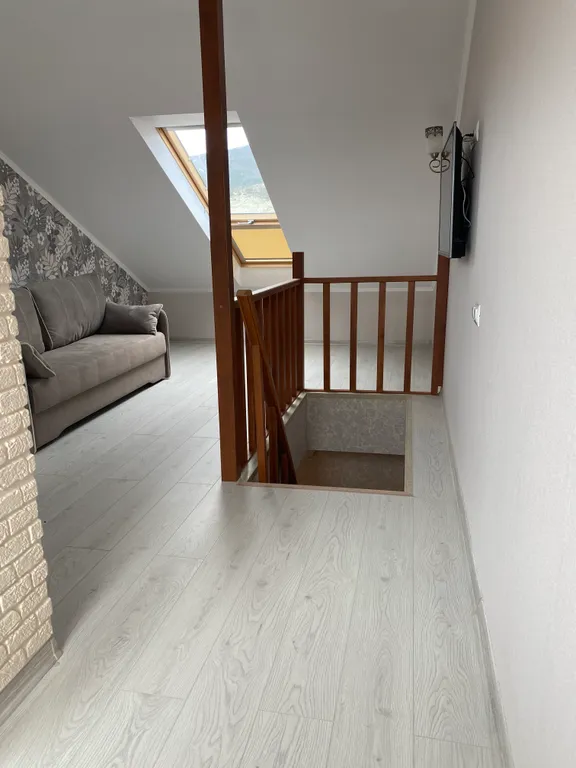 Двухуровневая квартира на первой линии с видом на море