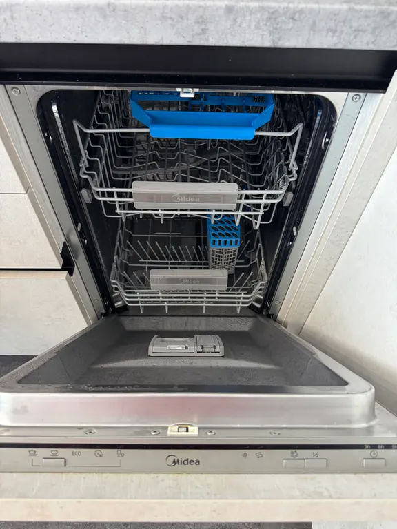 Стильная квартира в новом ЖК, рядом с Горным воздухом