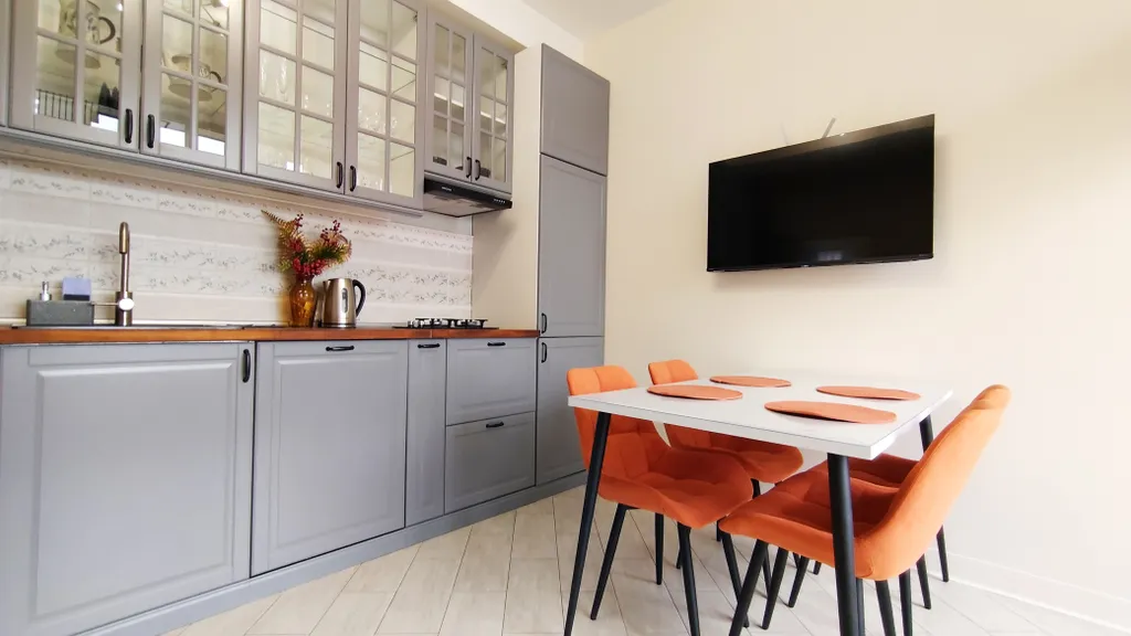 Дизайнерский апартамент с двумя спальнями