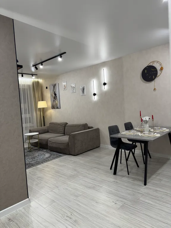 Квартира в самом лучшем районе Уфы!Рядом дворец борьбы и аквапарк! — аренда посуточно в Уфа