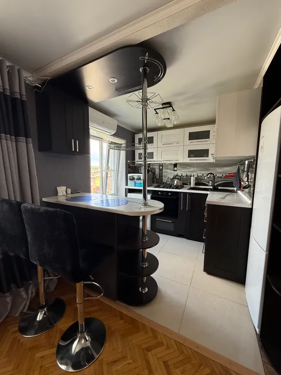 Квартира в центре города — аренда посуточно в Кропоткин